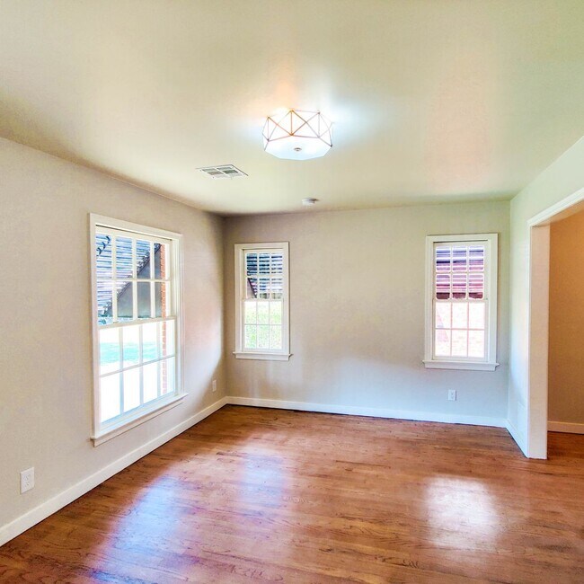 Foto del edificio - 2423 NW 31st St