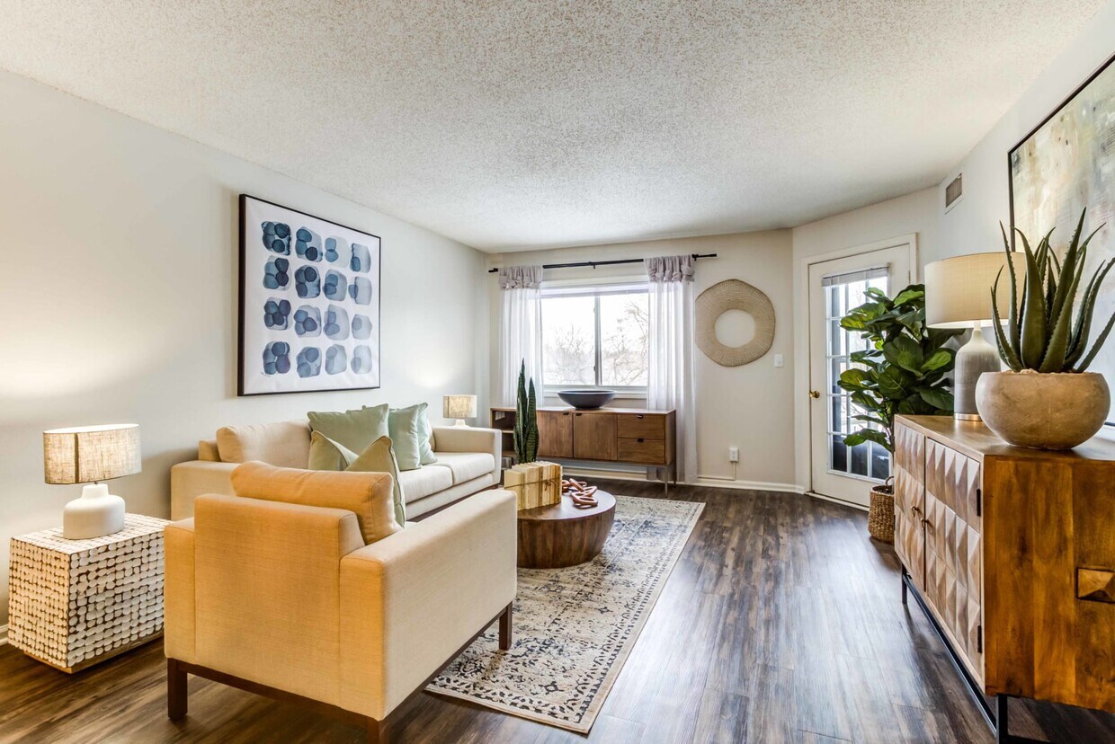 Primary Photo - Premium Amenities, On the Cedar Lake Trail...