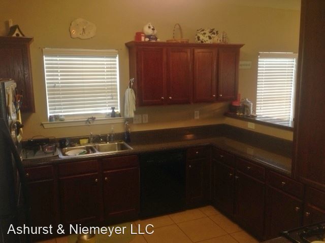 Building Photo - 2 br, 2 bath House - 33189A Stables Dr.