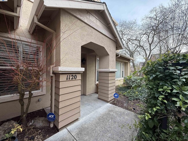 Foto del edificio - 1120 Sutter Creek Ln