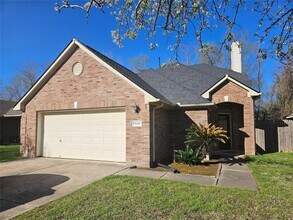 Building Photo - 18468 Sunrise Oaks Ct