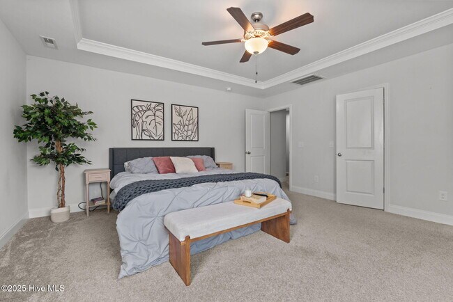 Foto del edificio - 620 Overland Ct