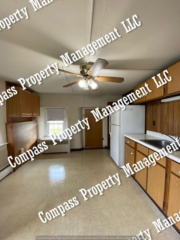 Foto principal - $1135 - 1+ Bed, 1 Bath, Apartment - West C...