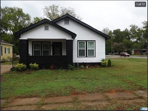 Building Photo - 1317 16th St SW
