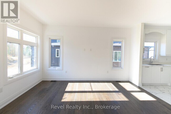 Building Photo - 289 Ramblewood Dr