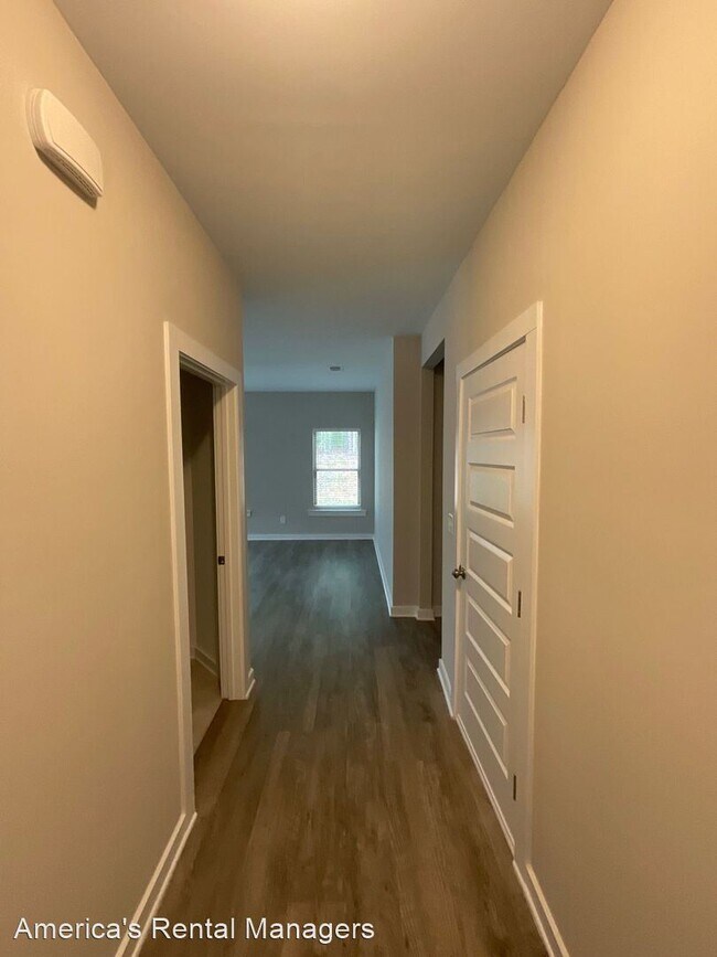 Building Photo - 4 br, 2 bath House - 76 Ballington Way