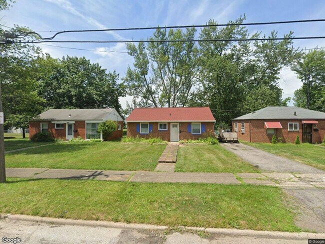 Foto del edificio - Cozy 2-Bedroom Ranch Home – Classic Brick ...