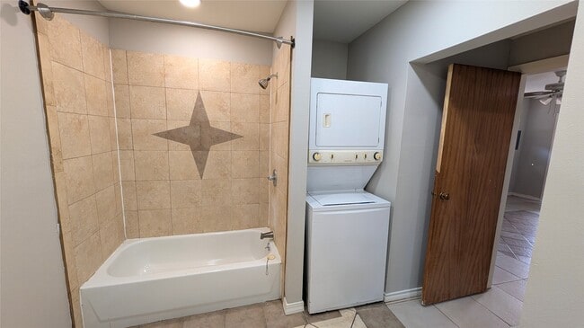 Building Photo - 412 Cordell St