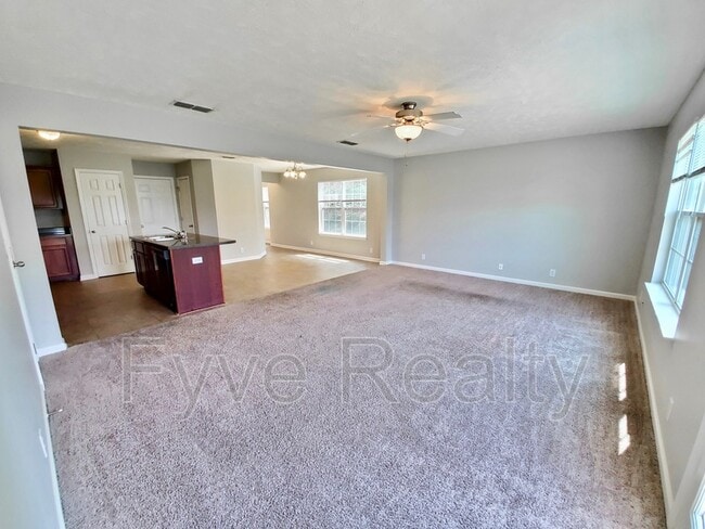 Building Photo - 4854 Laura Jeanne Blvd