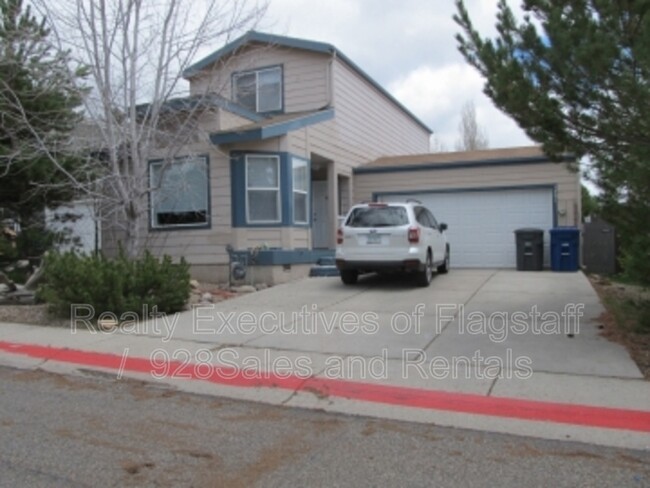 Building Photo - 1303 S. Mark Lane