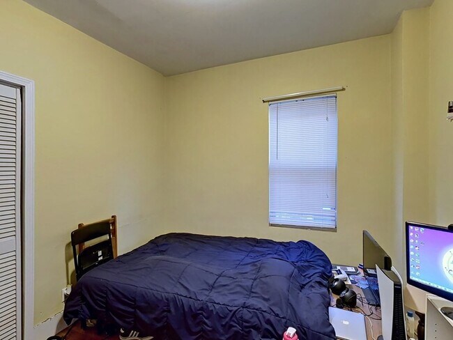 Foto del edificio - 12 Chilcott Pl