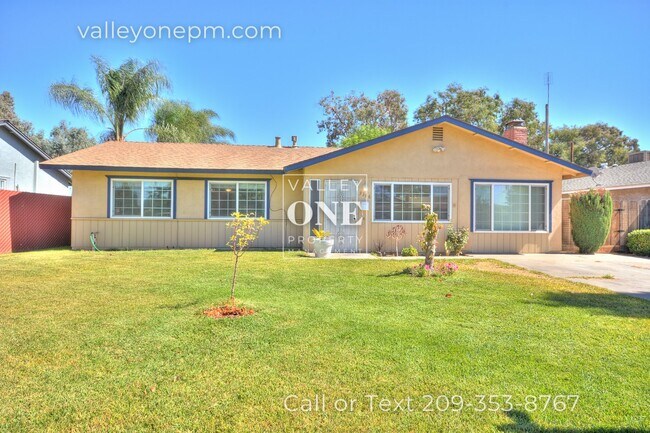 Building Photo - Your Affordable Beach Oasis in Atwater!