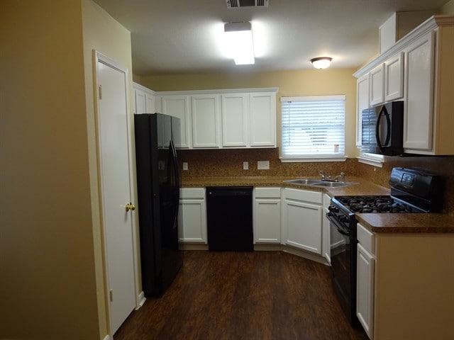 Foto del edificio - 14704 Varrelman St