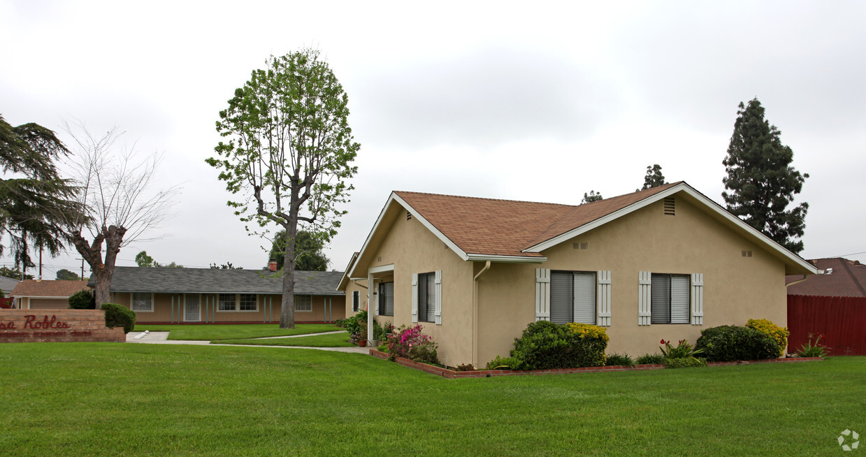 Primary Photo - Casa Robles Nazarene Retirement Center