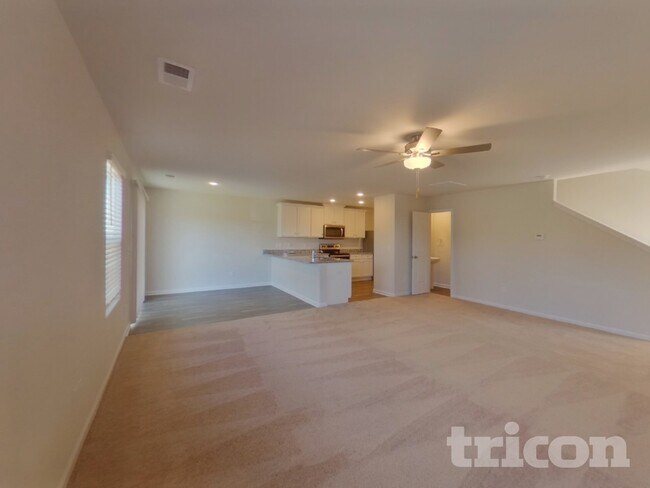 Building Photo - 2010 Southlea Dr