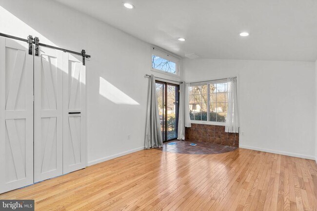 Building Photo - 9317 Farewell Rd