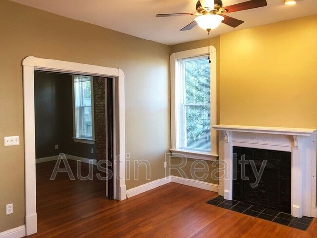 Building Photo - 3138 Sutton Blvd