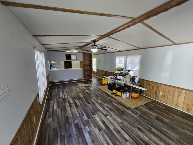 Building Photo - 236 Walnut Branch Dr
