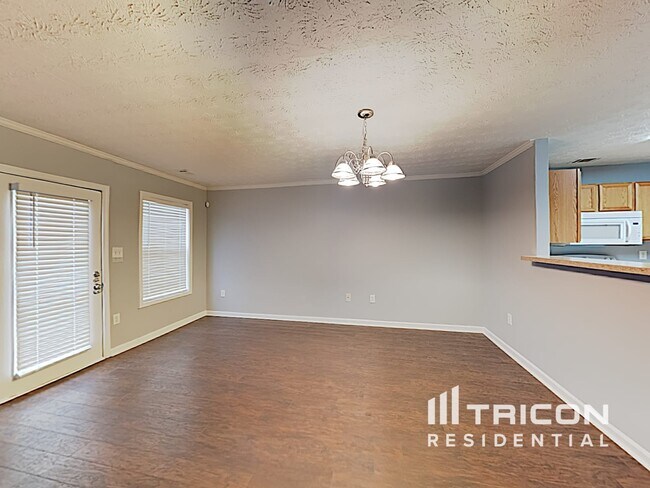 Foto del edificio - 6692 Villa Ct