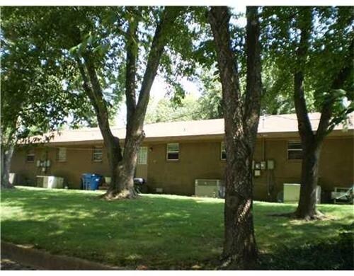 Foto del edificio - 706-712 NW 3rd Rd