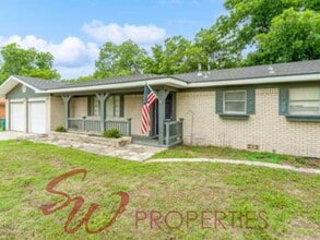 Building Photo - 931 N Harbin Dr