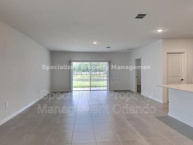 Building Photo - 258 Amber Way