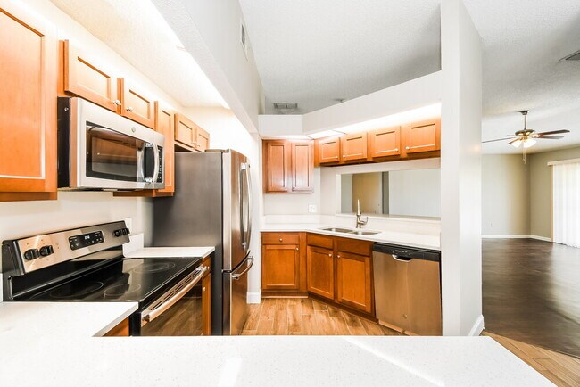 Foto del edificio - 8385 Chason Rd W