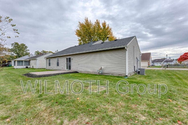 Building Photo - 8520 Lincoln Ct