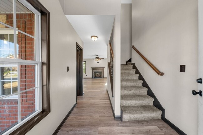 Foto del edificio - 4 Bedroom Pet Friendly Home For Rent!