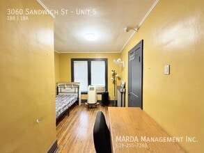 Building Photo - 3060 Sandwich St.