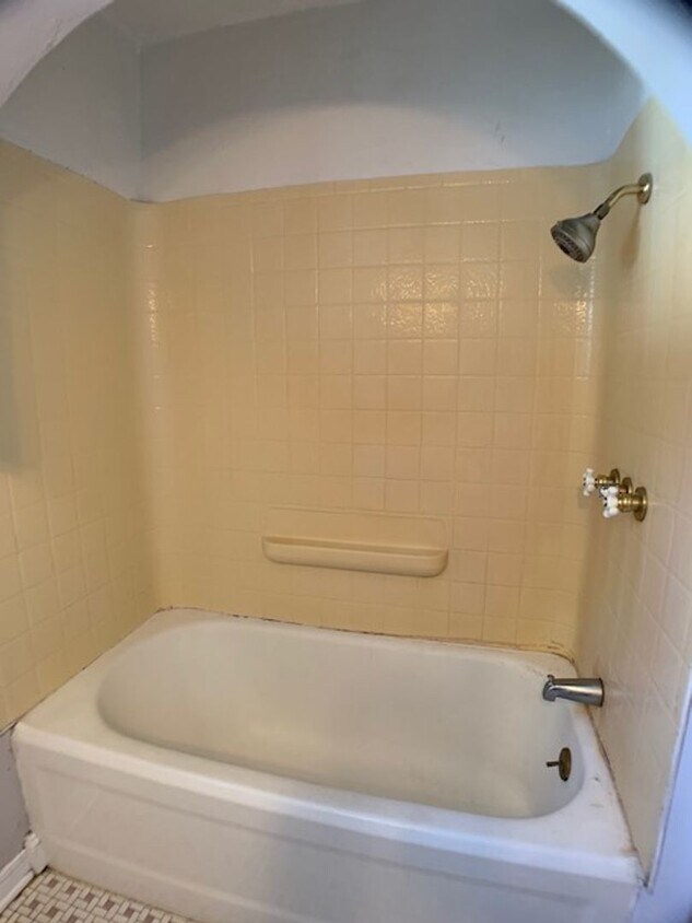 Huge 3 Bedroom OKC - Great Neighborhood - Huge 3 Bedroom OKC - Great Neighborhood