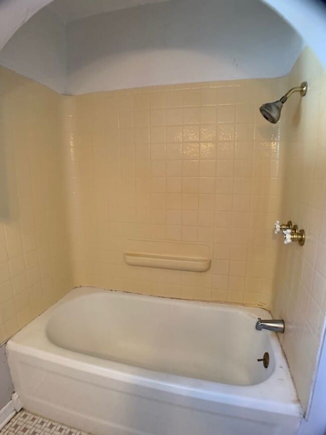 Huge 3 Bedroom OKC - Great Neighborhood - Huge 3 Bedroom OKC - Great Neighborhood House