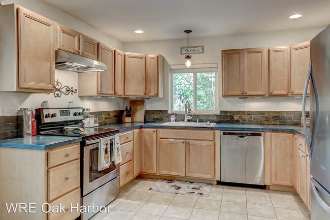 Building Photo - 2 br, 1 bath House - 2203 Teronda Drive