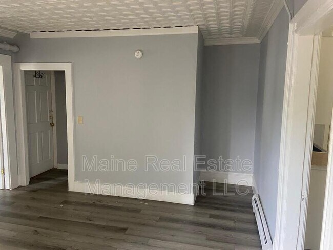 Building Photo - 146 Ohio St