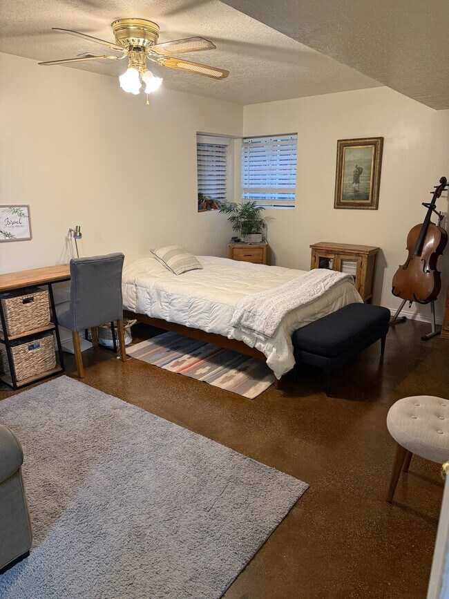 Foto del edificio - 1171 Country Ridge Dr