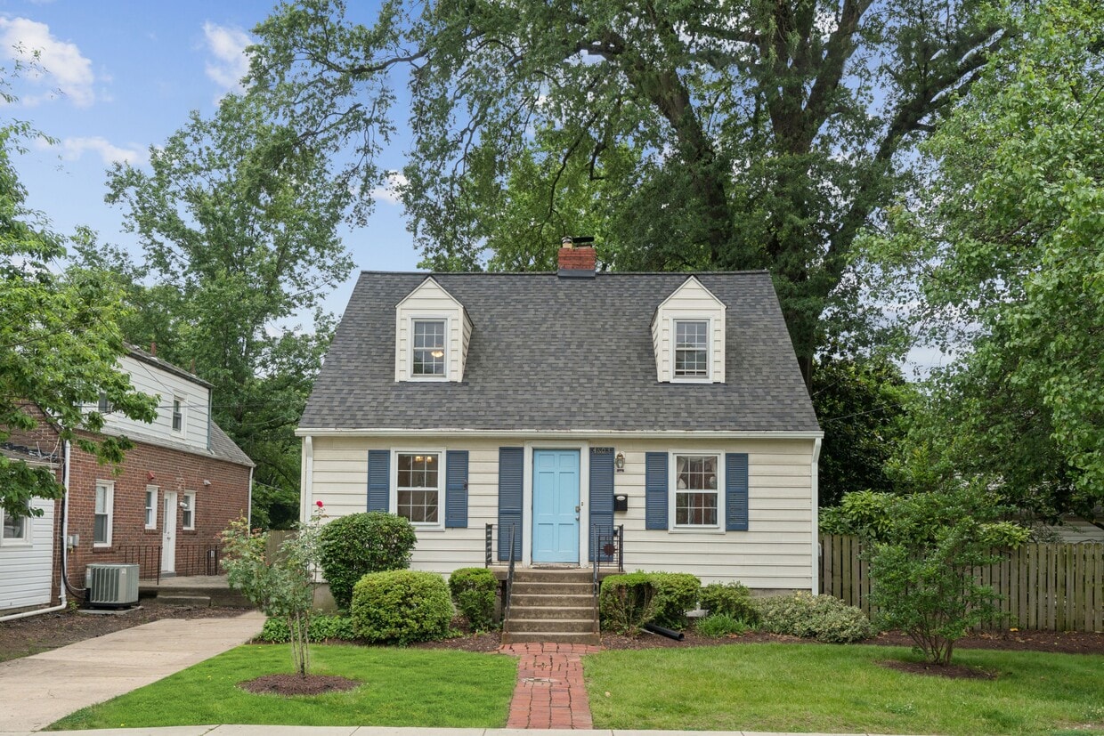 Photo - 4603 Knox Rd (College Park, MD)