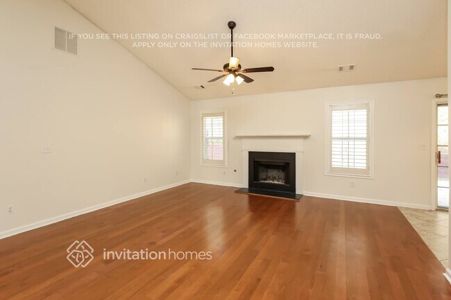 Building Photo - 5700 River Ridge Ln