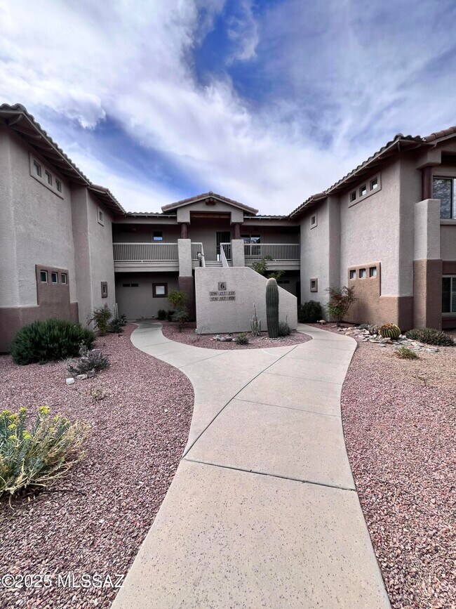 Foto del edificio - 655 W Vistoso Highlands Dr