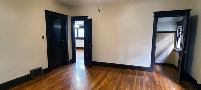 Foto del edificio - 2217 Belmont Blvd