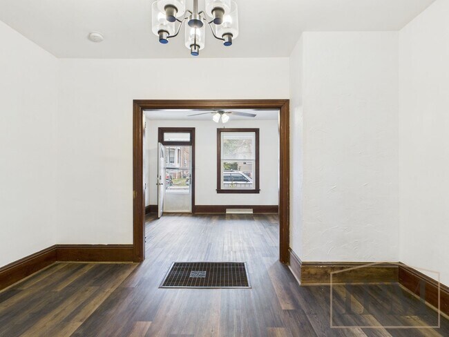 Foto del edificio - Available Now!  Charming 3 Bedroom, 1.5 Ba...