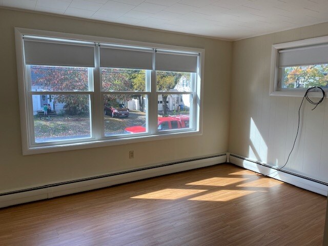Building Photo - 115 Carlyle Rd