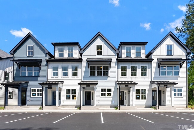 Building Photo - Room in Townhome on Brushfoot Wy