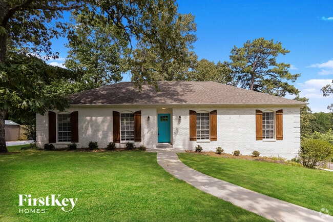 Building Photo - 601 Staffordshire Dr