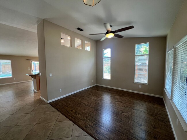 Building Photo - 3 bedrooms + an office and built in swimmi...
