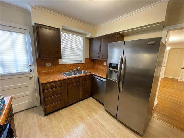 Foto del edificio - 750 Canton St