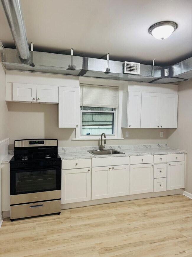 Foto del edificio - 38 S 17th St