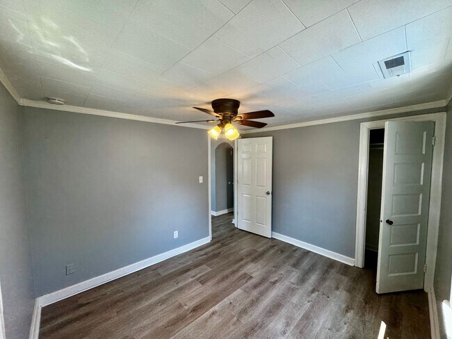 Foto del edificio - Newly Remodeled Home for Rent in Moline