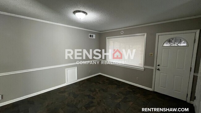 Foto del edificio - 2560 Thackery Dr