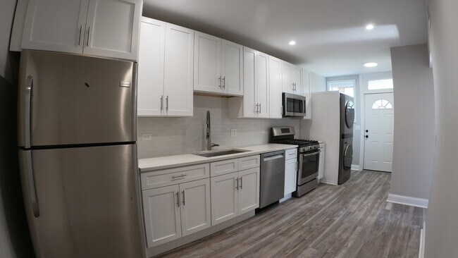 Foto del edificio - 7349 N Seeley Ave