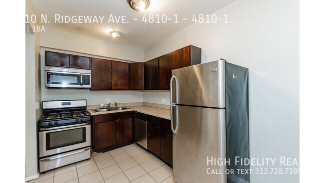 Foto del edificio - 4810 N Ridgeway Ave